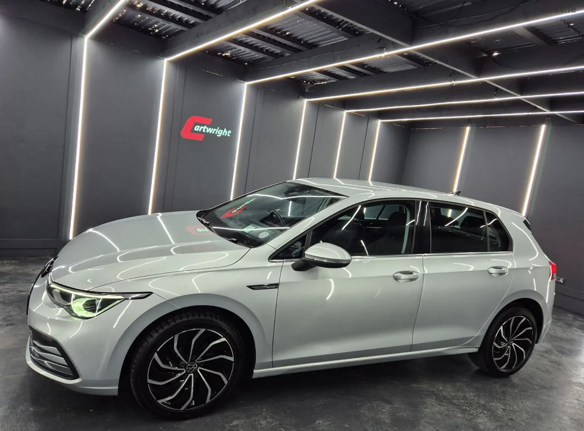 2021 Volkswagen Golf – photo 20