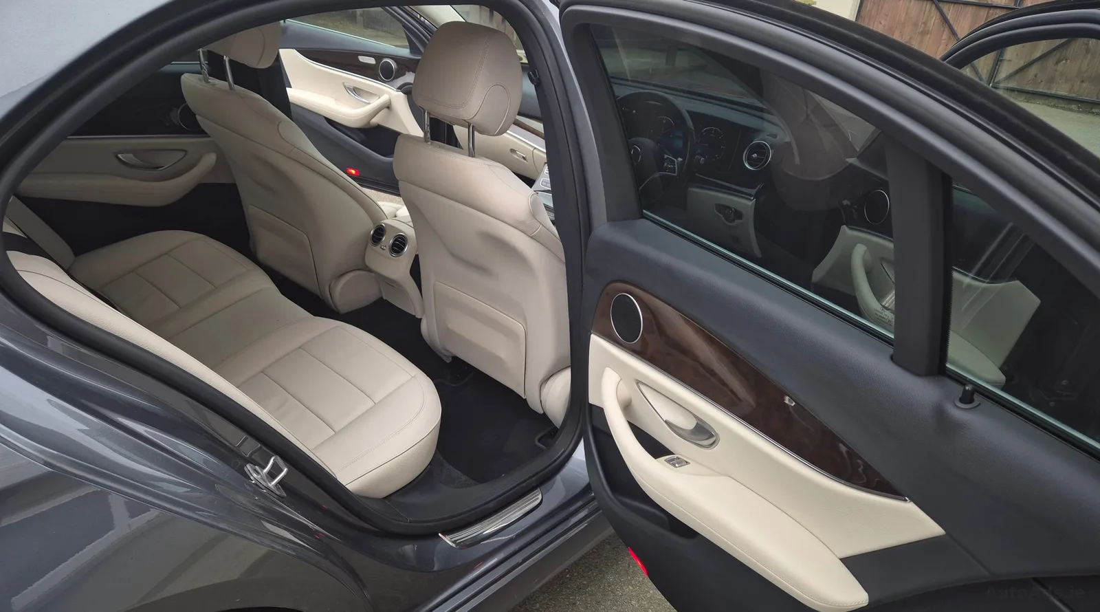 2022 Mercedes-Benz E-Class – photo 7