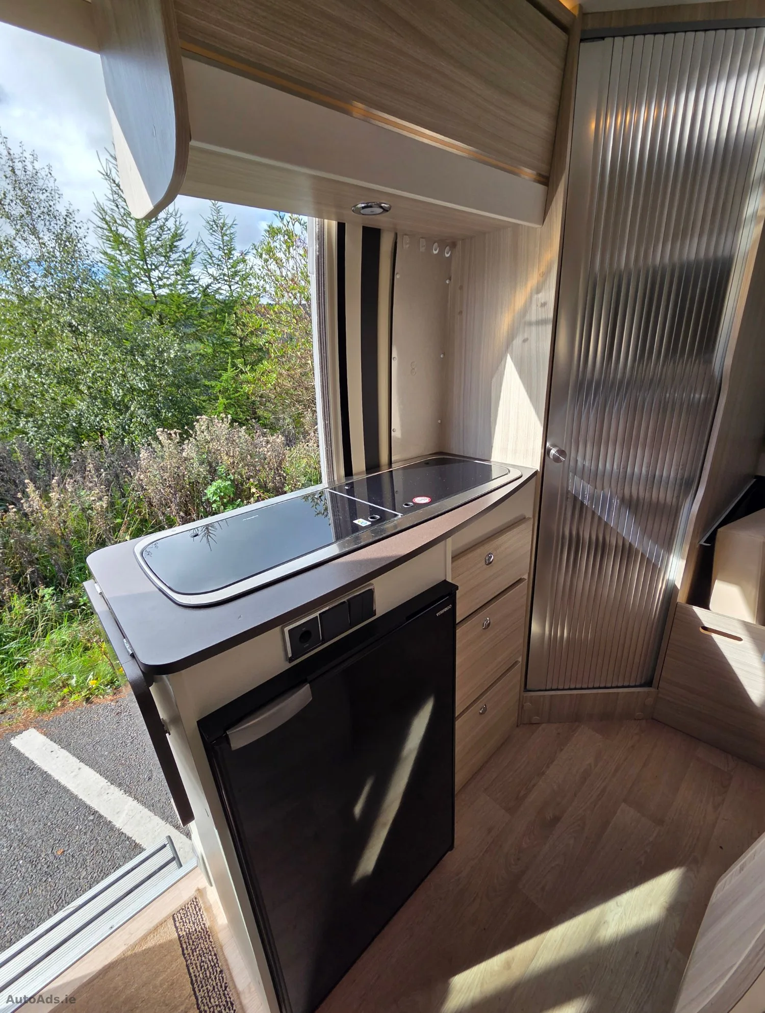 2020 Rapido 2020 RAPIDO DREAMER D42 FRENCH BED – photo 17