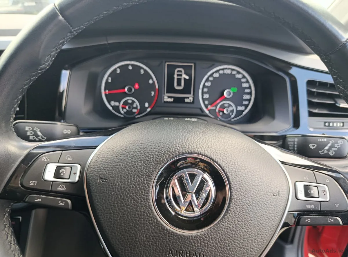 2019 Volkswagen Polo – photo 2