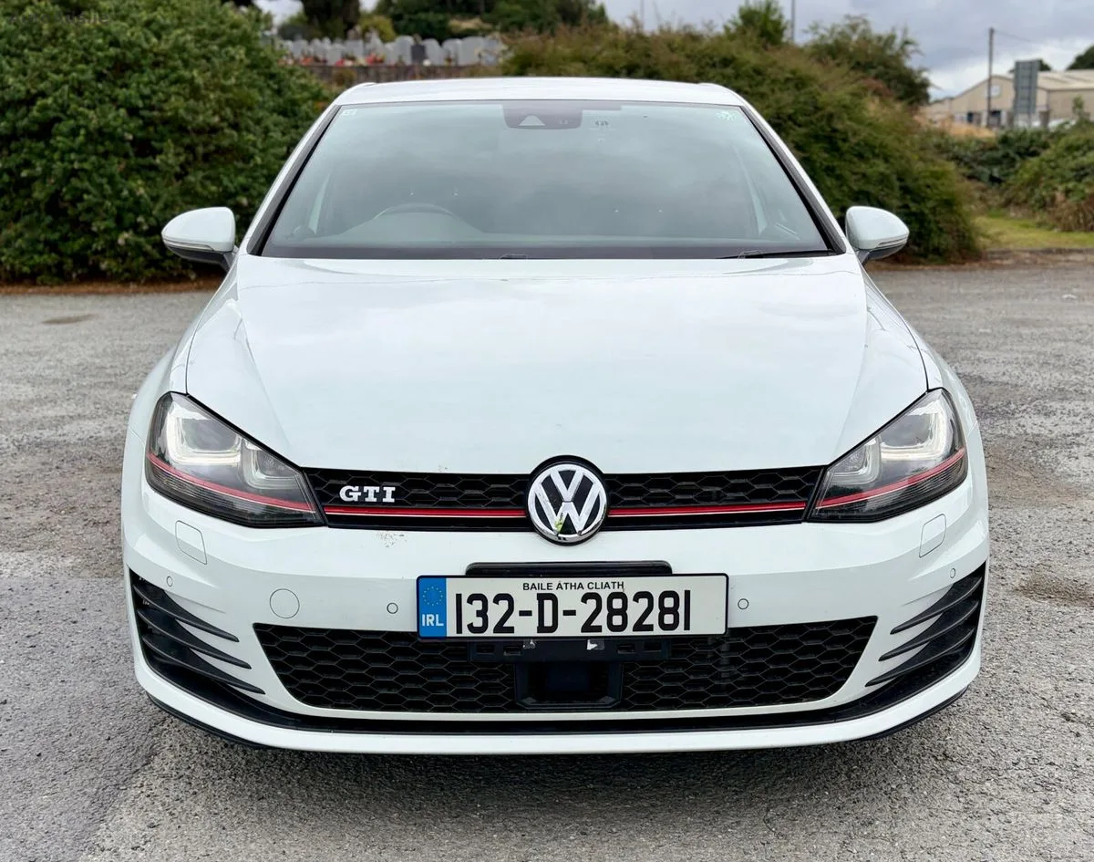 2013 Volkswagen Golf – photo 2