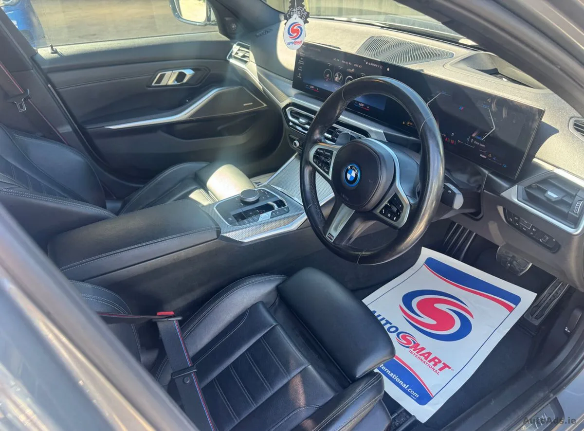 2023 BMW 3-Series – photo 11