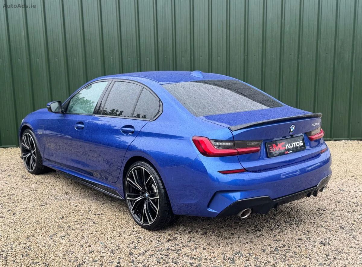 2022 BMW 3-Series – photo 9