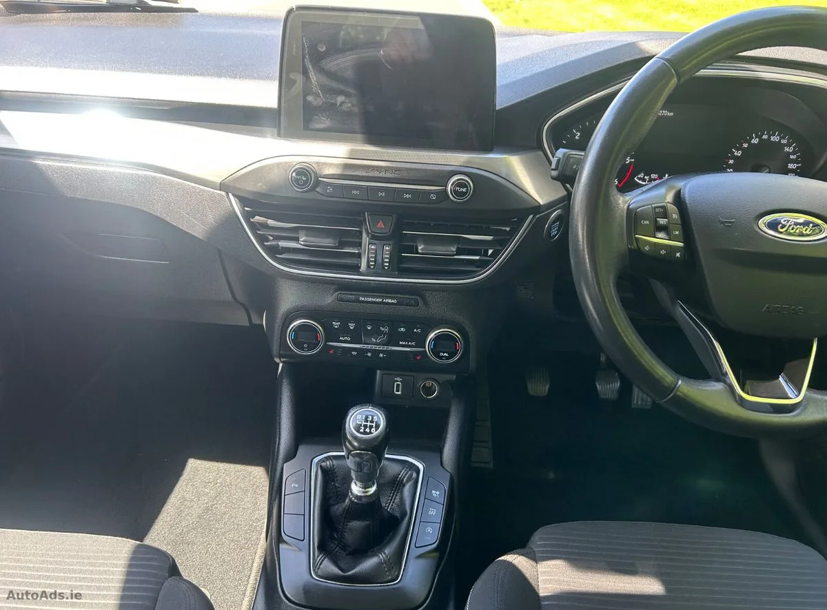2019 Ford Focus – photo 20