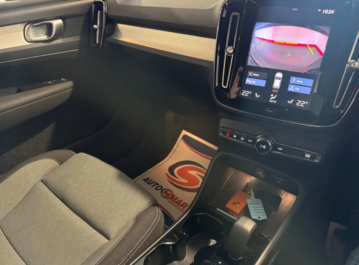 2023 Volvo XC40 – photo 5