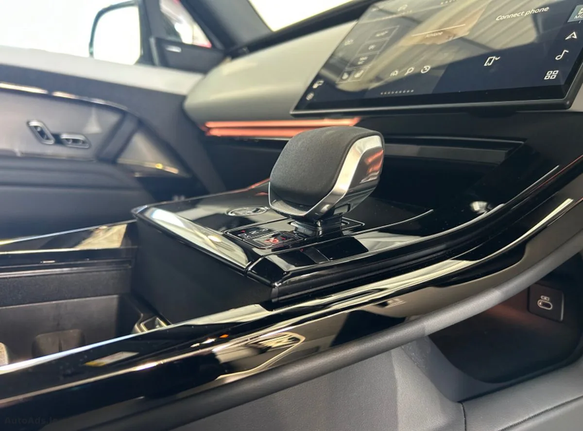 2025 Land Rover Range Rover Sport – photo 9