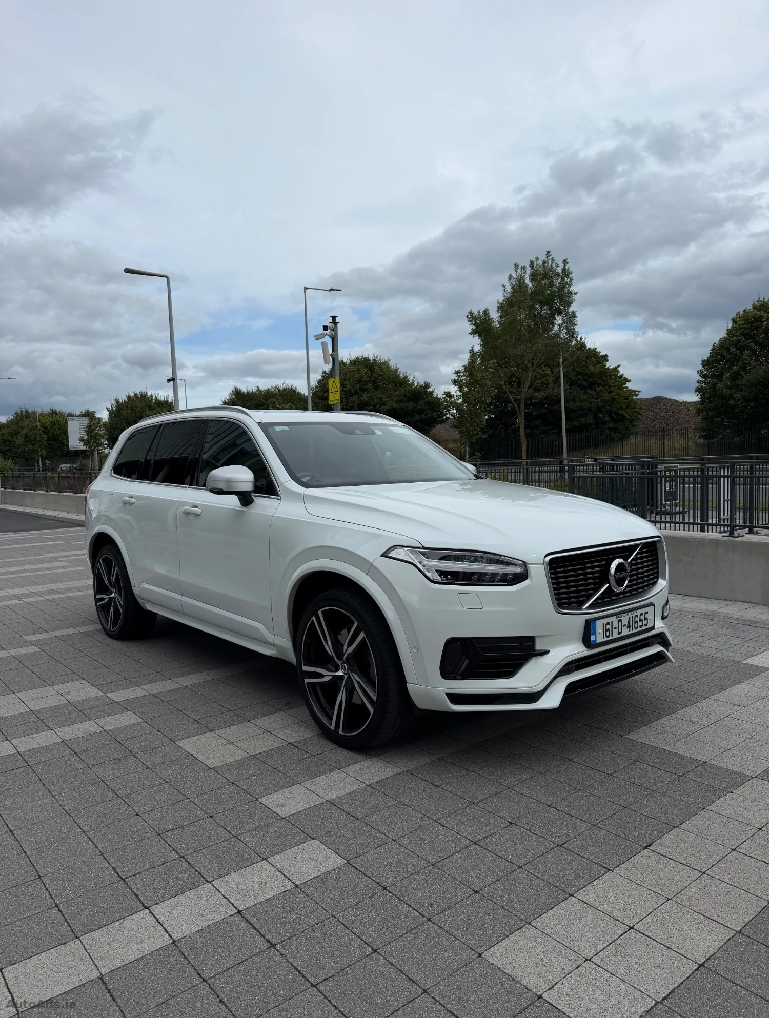 2016 Volvo XC90