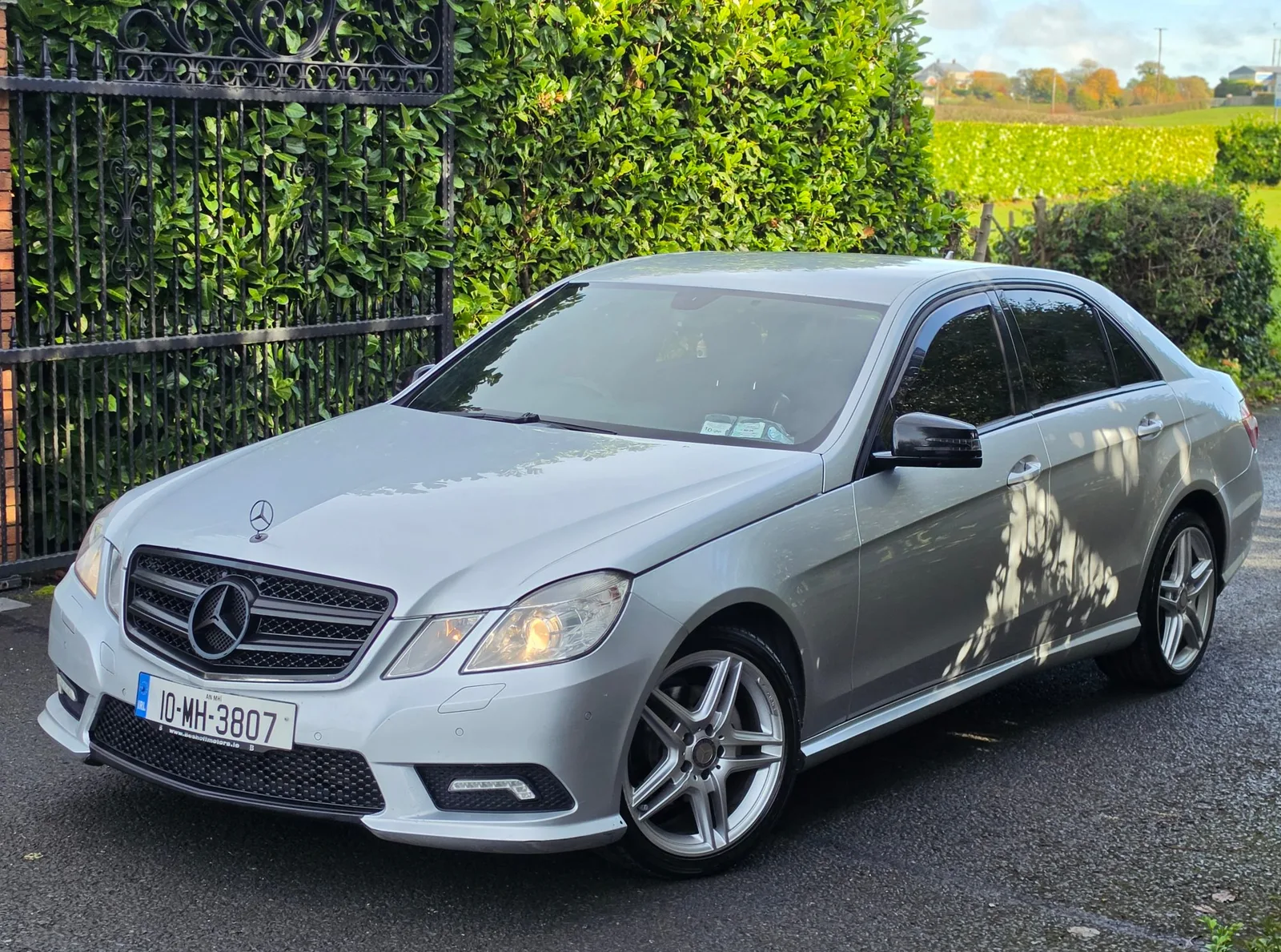 2010 Mercedes-Benz E-Class – photo 3