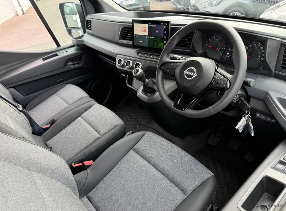 2026 Nissan Interstar – photo 18