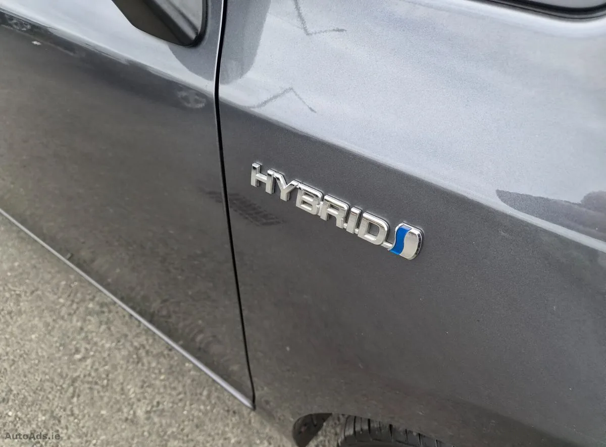 2012 Toyota Prius – photo 12