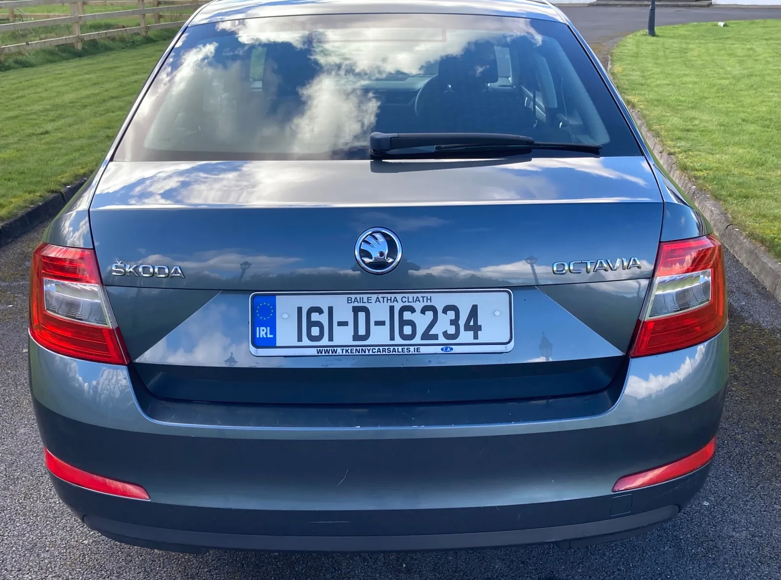 2016 Skoda Octavia – photo 2