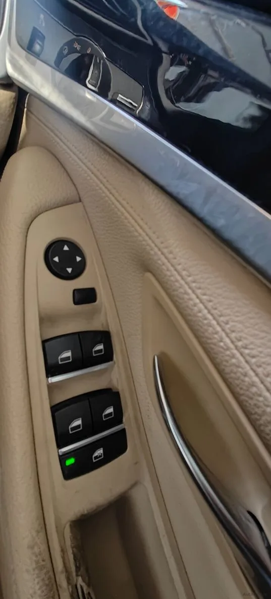 2014 BMW 5-Series – photo 18