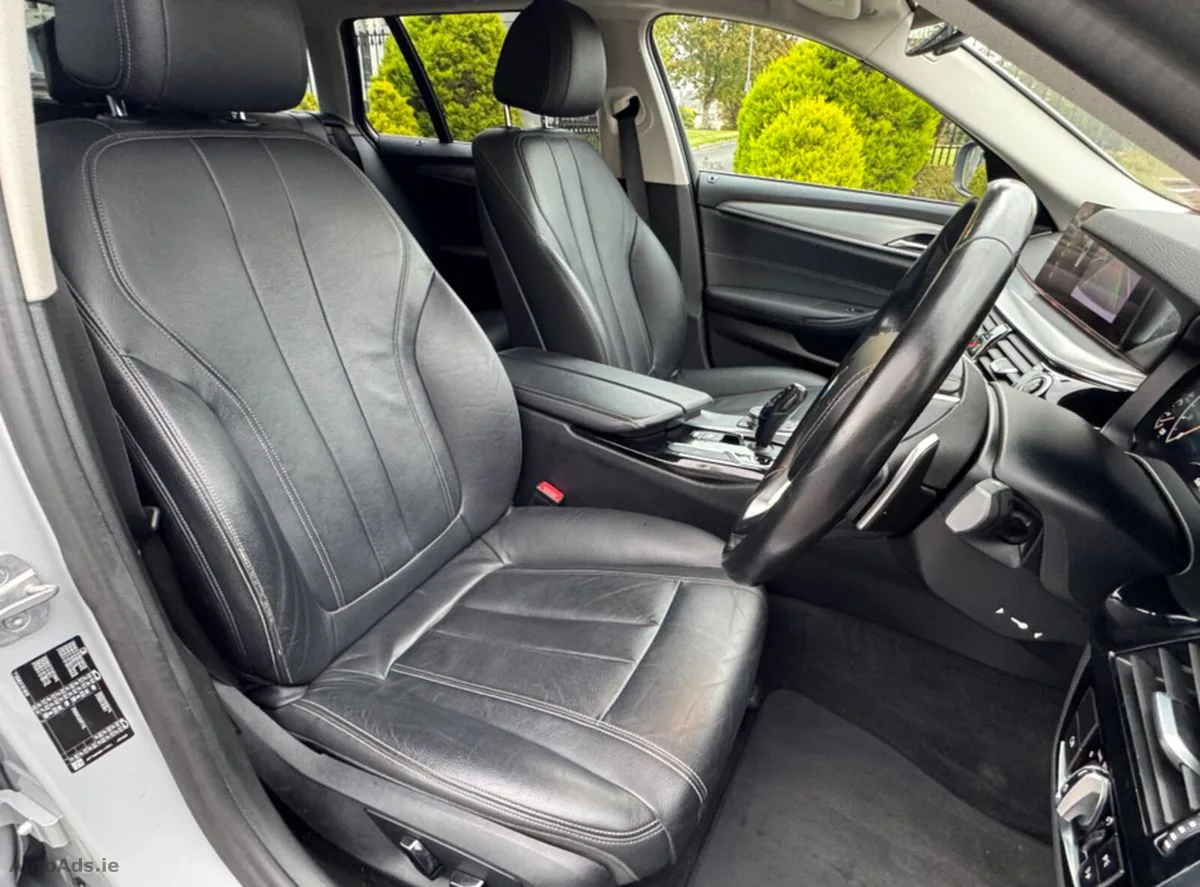 2019 BMW 5-Series – photo 9