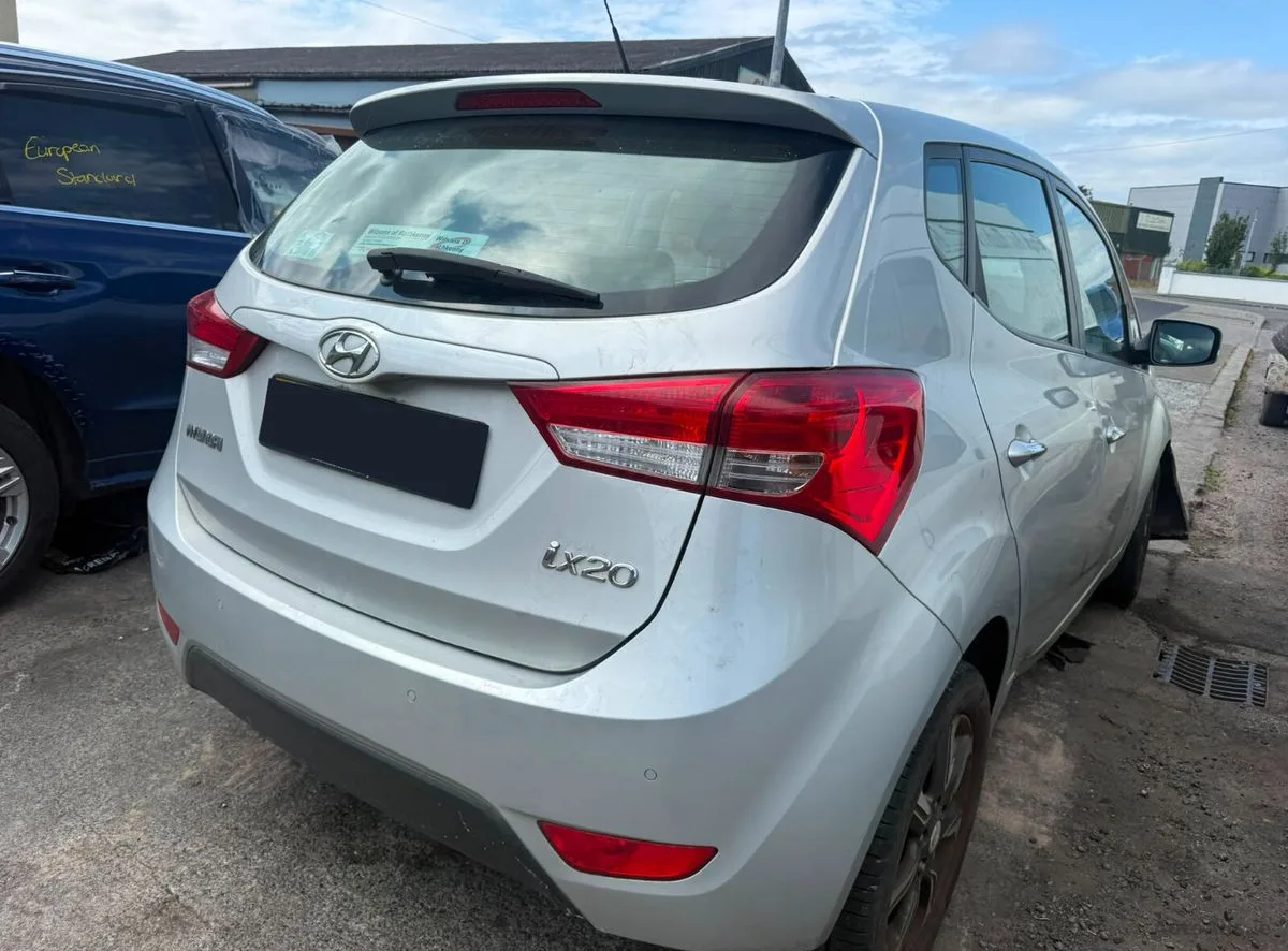 2017 Hyundai ix20 1.6p AUTO For Breaking!