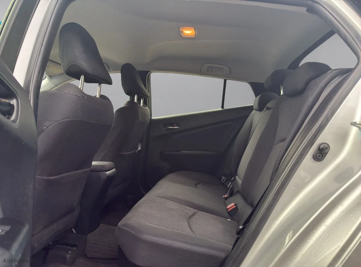 2017 Toyota Prius – photo 12