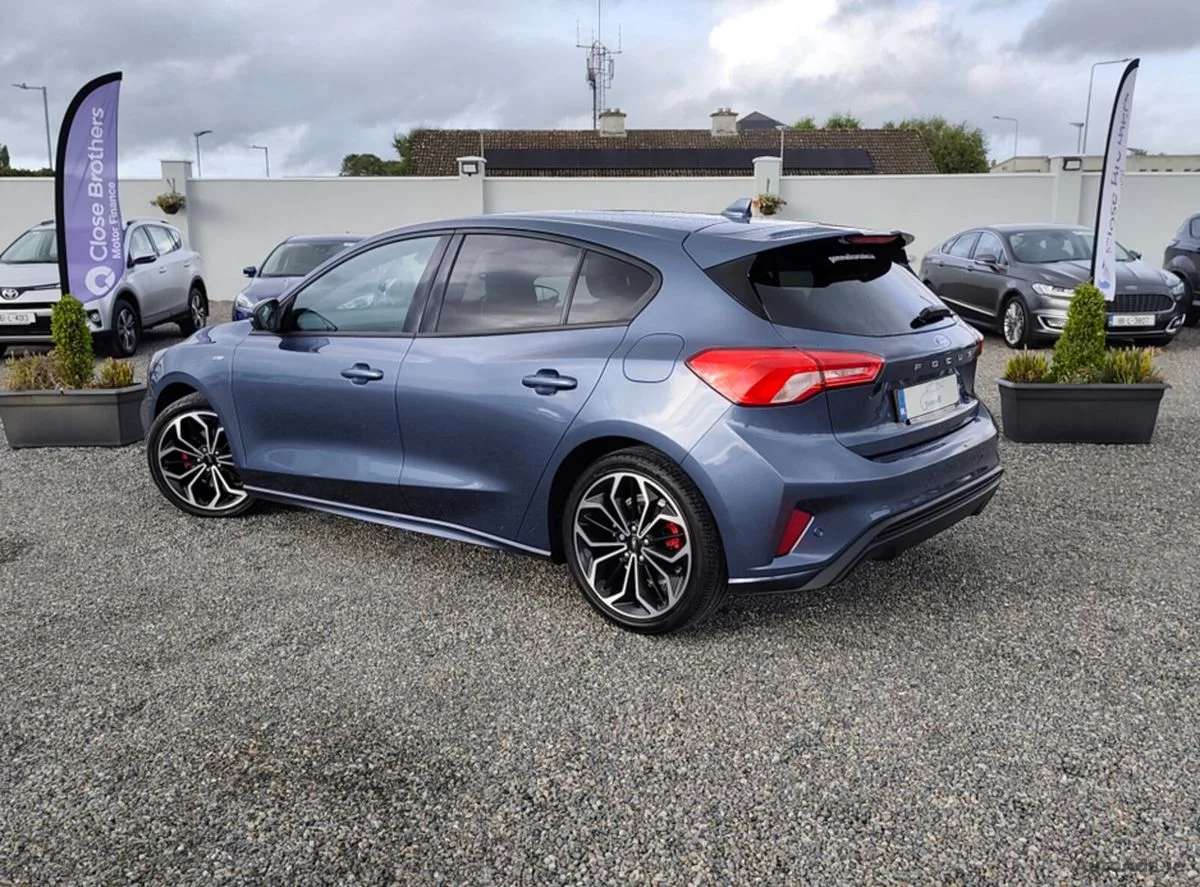 2020 Ford Focus – photo 4