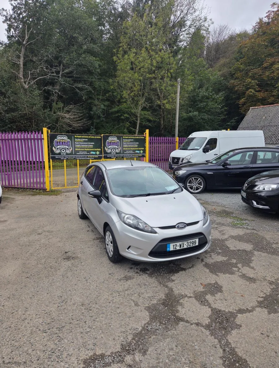 2012 Ford Fiesta – photo 9