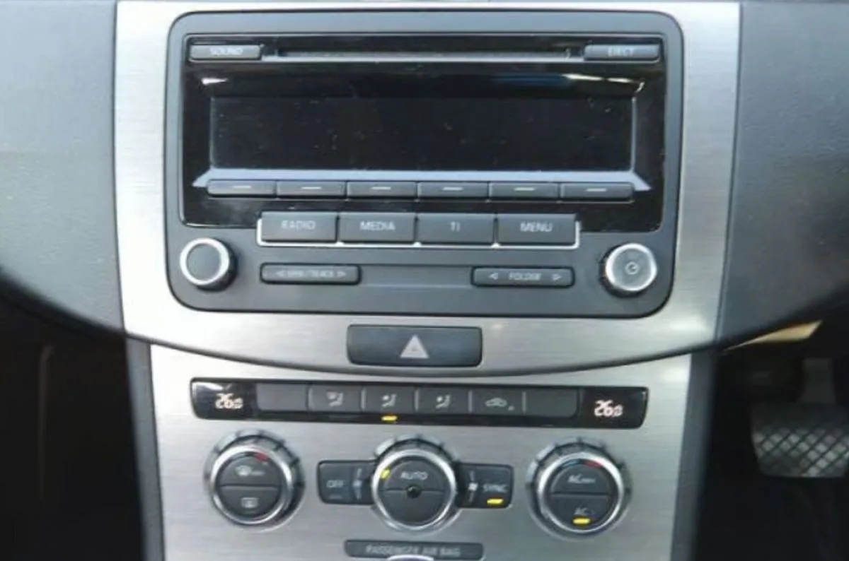 2012 Volkswagen Passat – photo 5