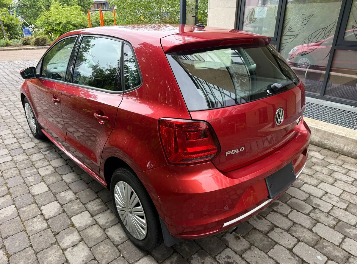 2015 Volkswagen Polo – photo 2