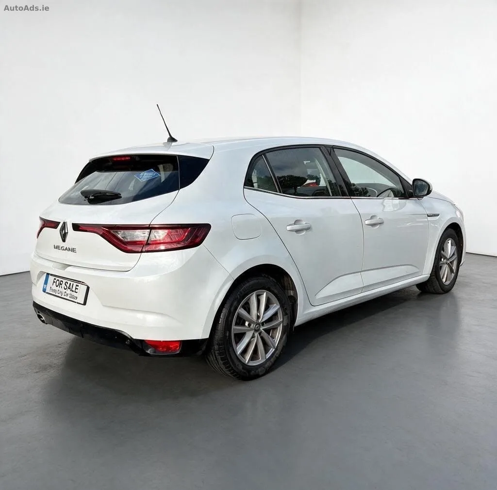 2018 Renault Megane – photo 8