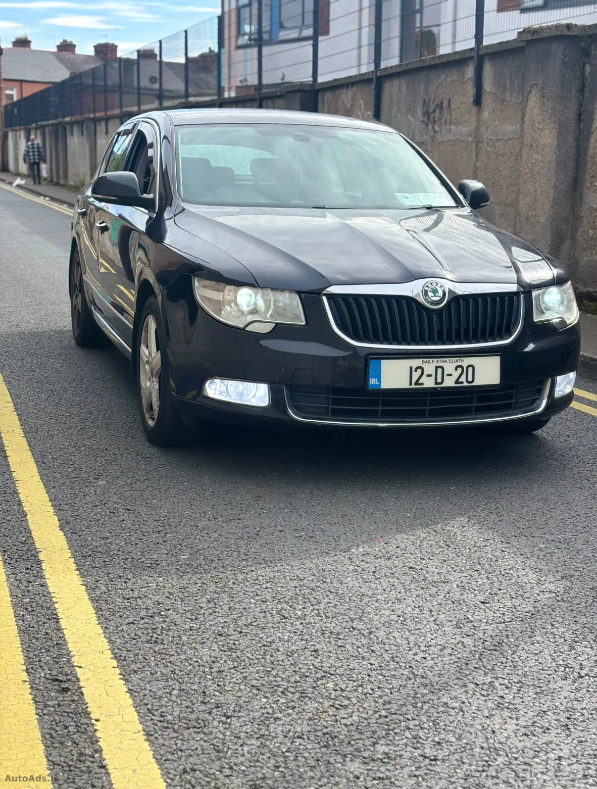 2012 Skoda Superb – photo 2