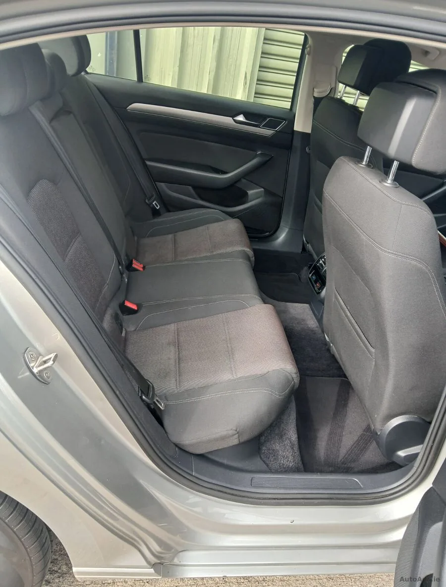 2015 Volkswagen Passat – photo 11