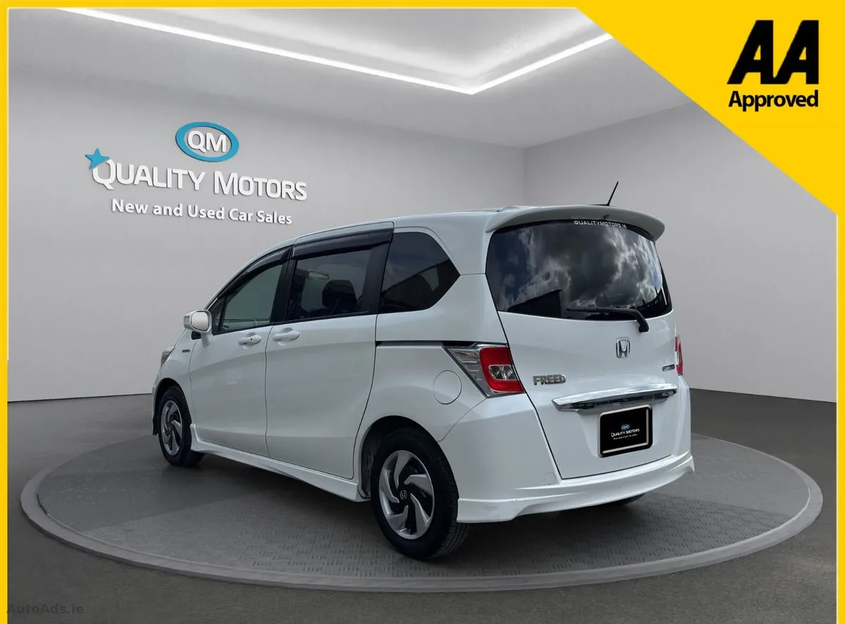 2015 Honda Freed – photo 5