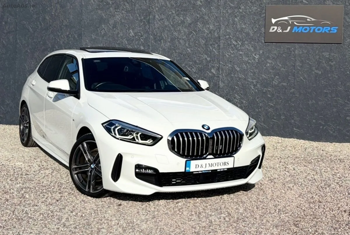 2022 BMW 1-Series – photo 2
