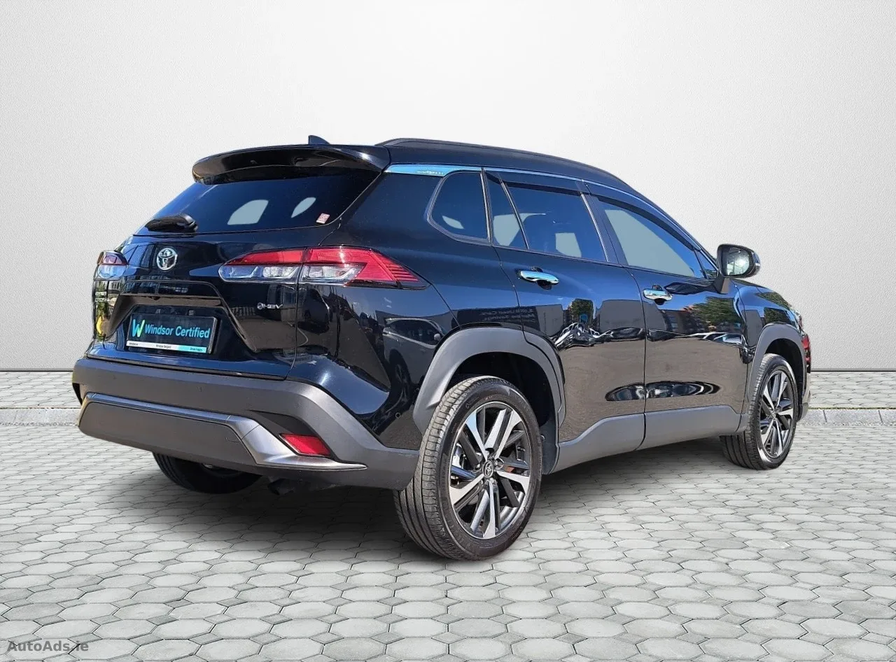 2023 Toyota Corolla Cross – photo 2