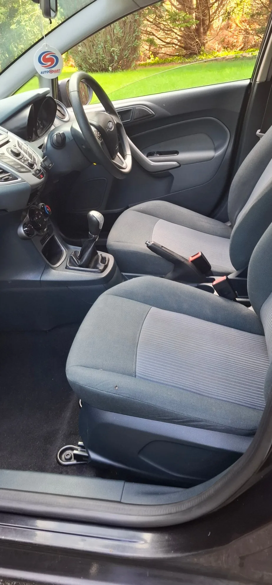 2011 Ford Fiesta – photo 5