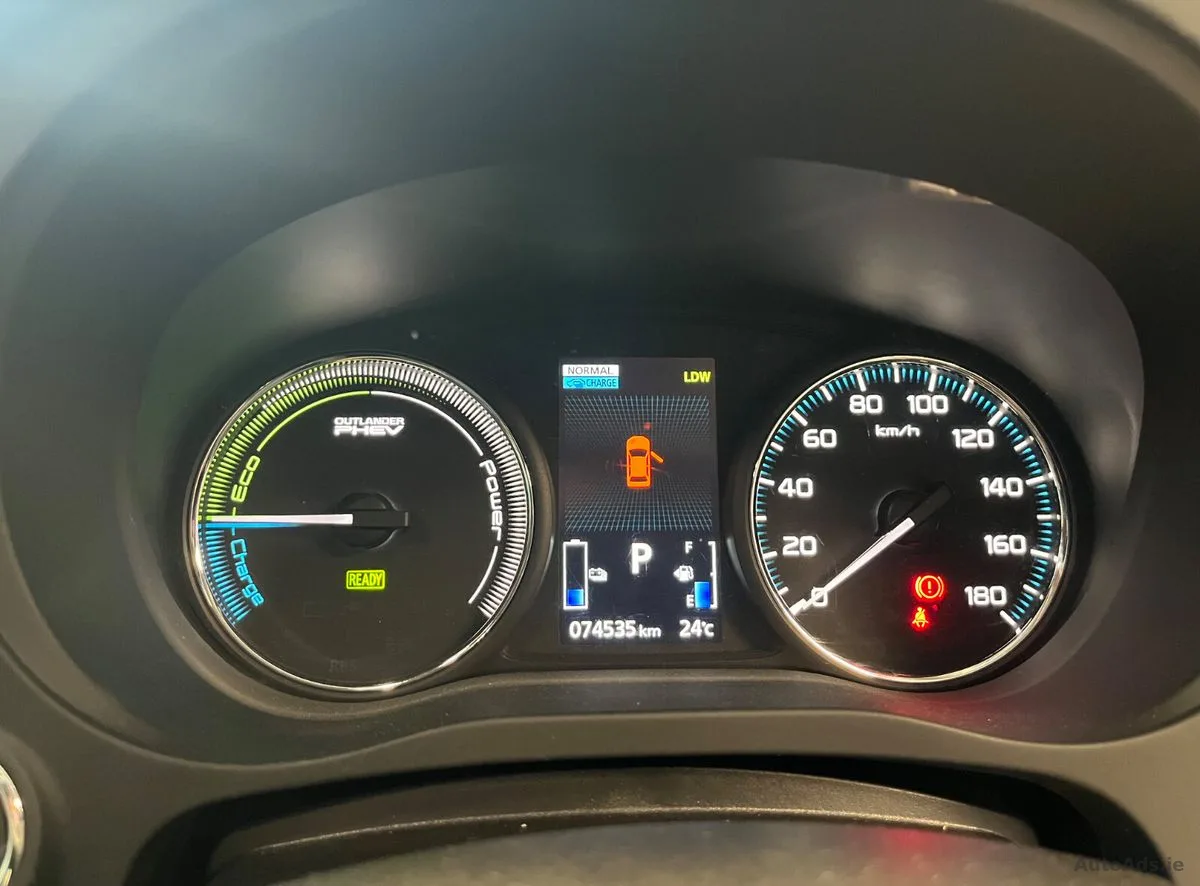 2017 Mitsubishi Outlander – photo 9