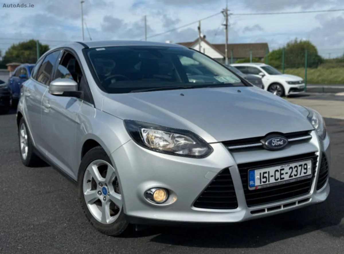 2015 Ford Focus – photo 2
