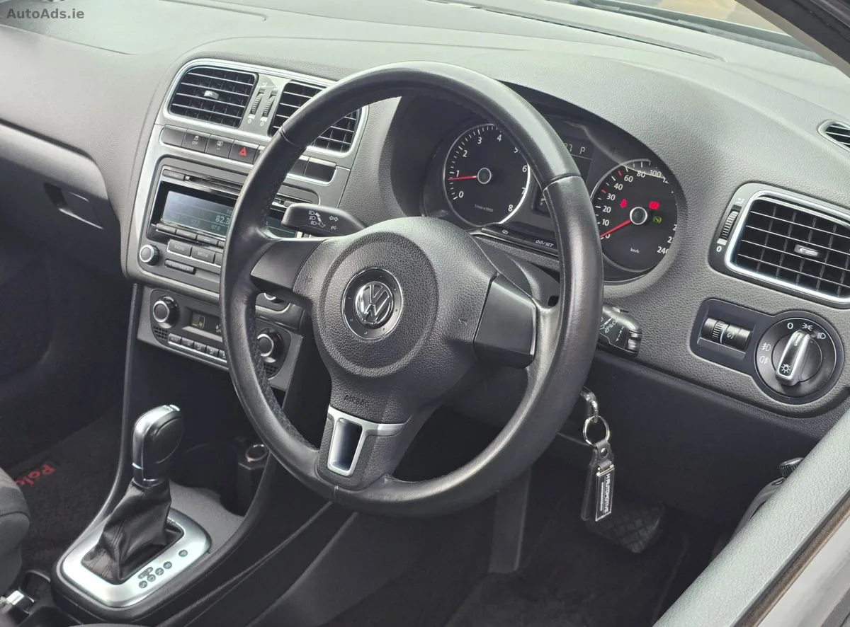 2013 Volkswagen Polo – photo 12