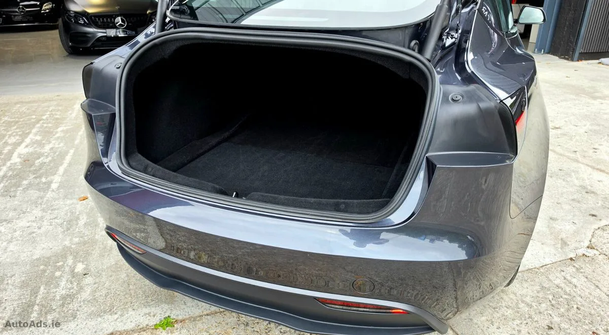 2024 Tesla Model 3 – photo 12