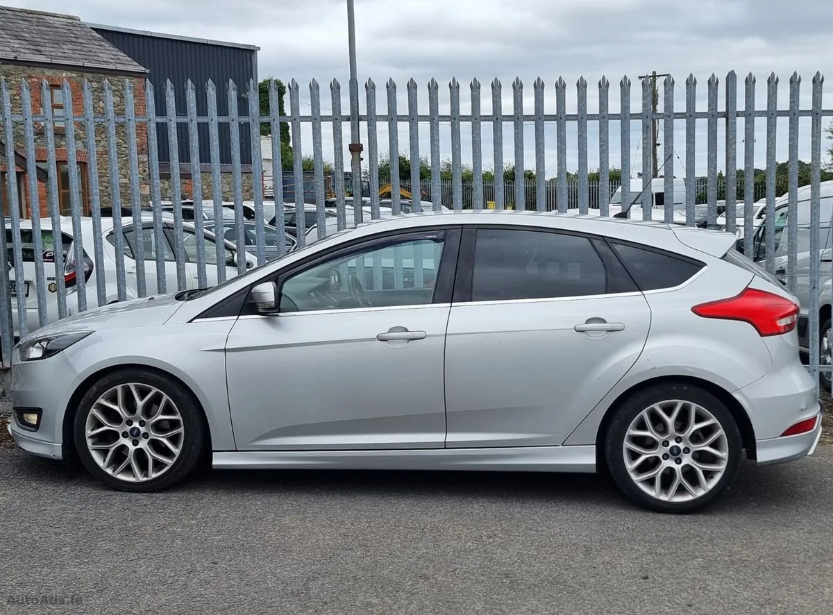 2015 Ford Focus – photo 8