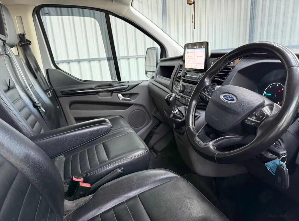 2023 Ford Transit Custom – photo 6
