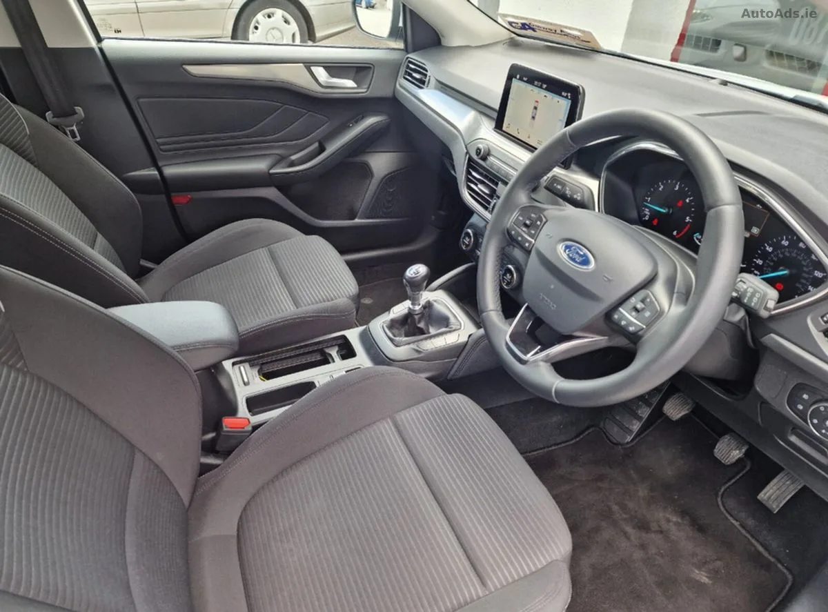 2019 Ford Focus – photo 15