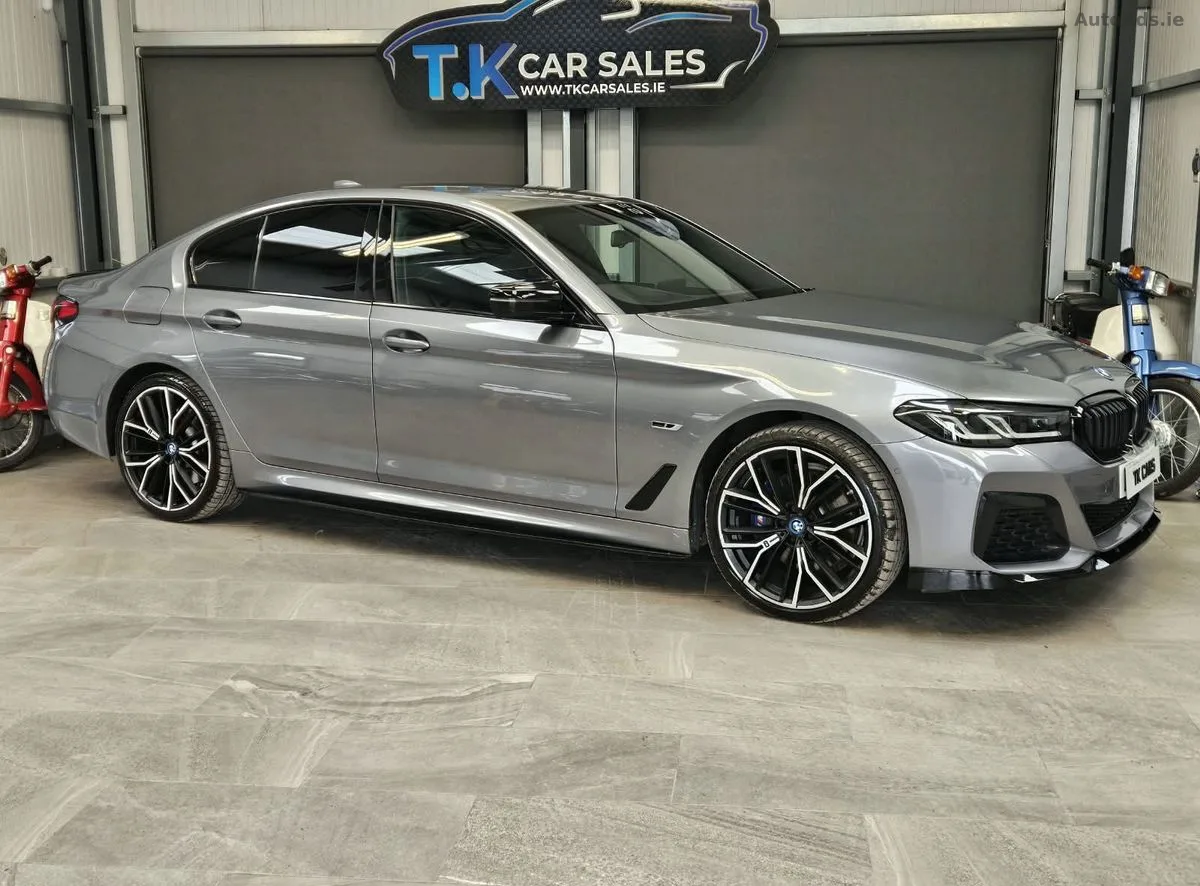2022 BMW 5-Series