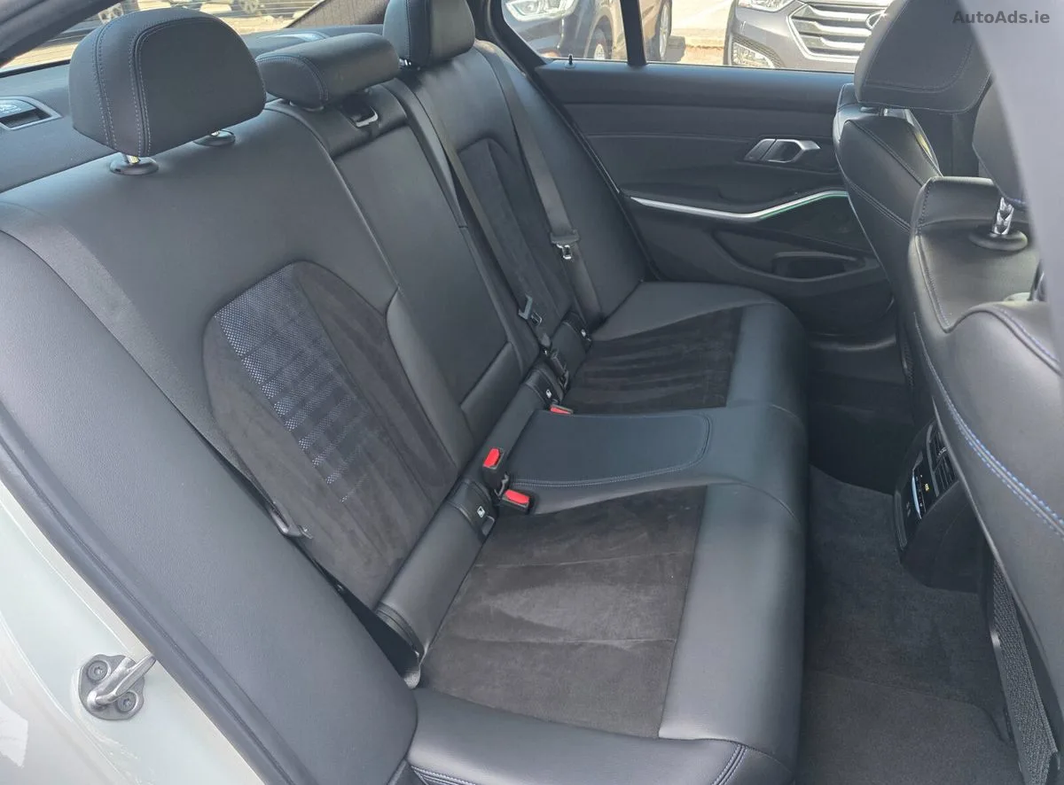 2021 BMW 3-Series – photo 20