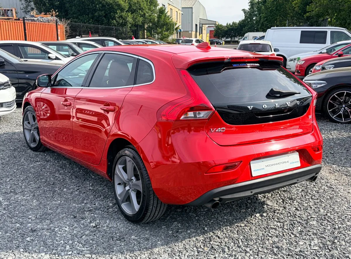 2015 Volvo V40 – photo 3