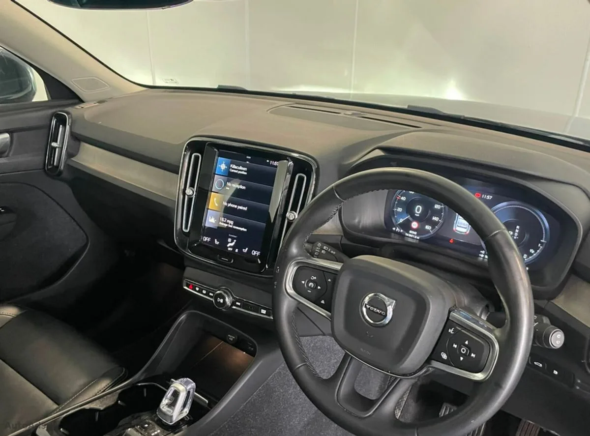 2022 Volvo XC40 – photo 13