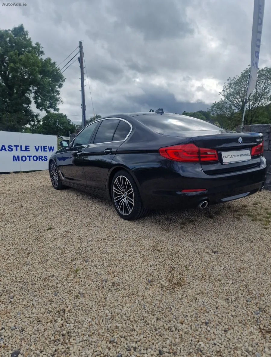 2017 BMW 5-Series – photo 3