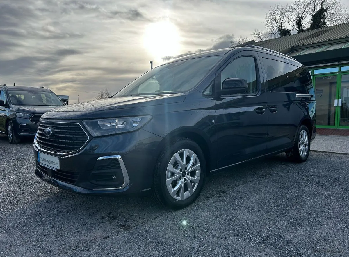 2026 Ford Tourneo Connect – photo 3