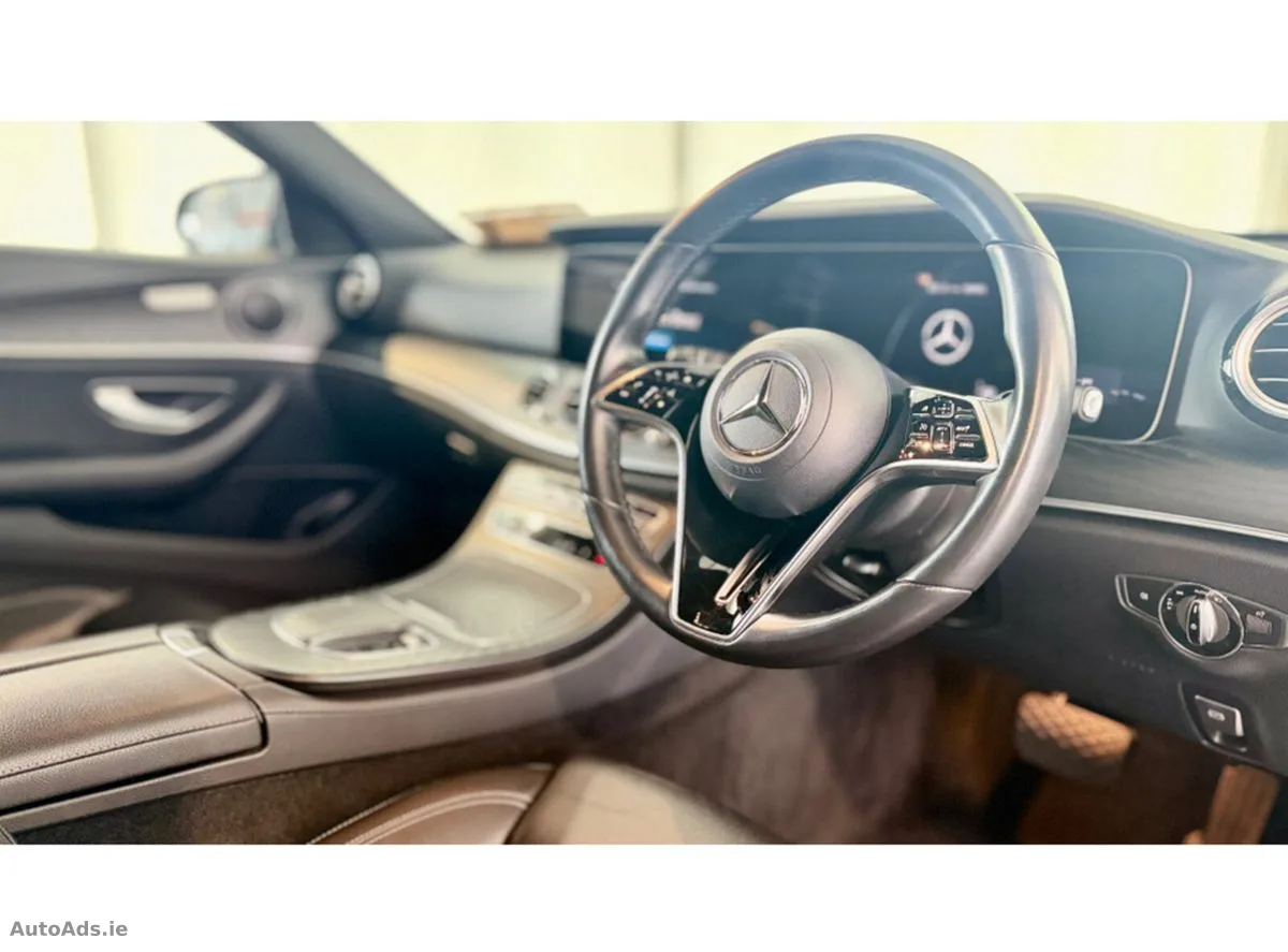 2023 Mercedes-Benz E-Class – photo 3