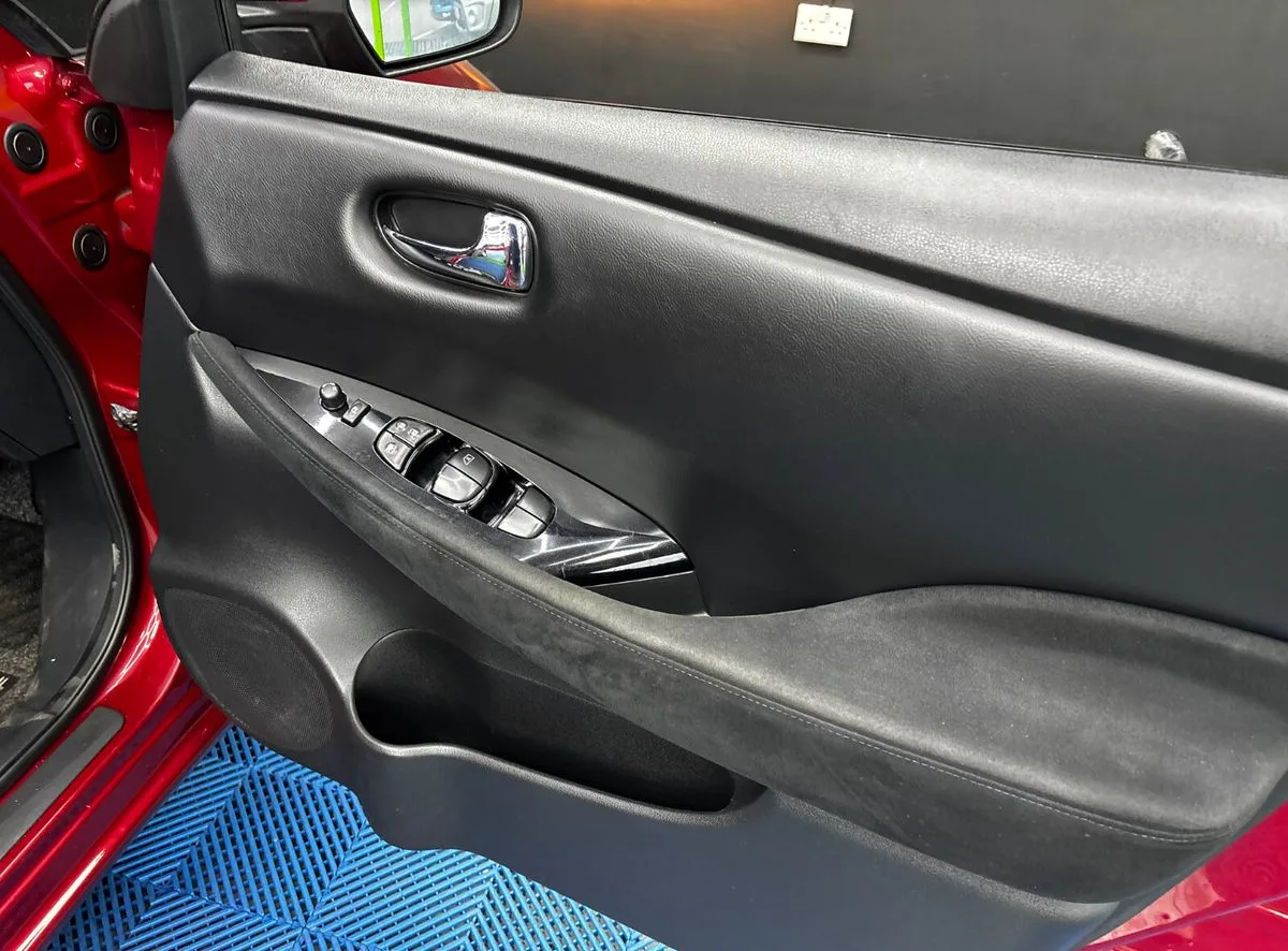 2017 Nissan Leaf – photo 15
