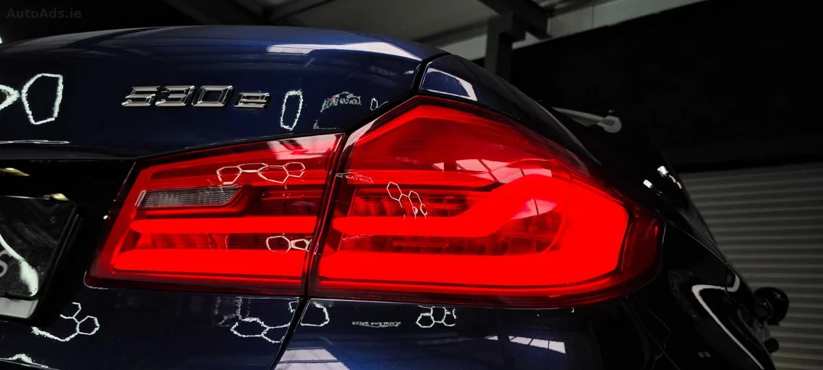 2018 BMW 5-Series – photo 14