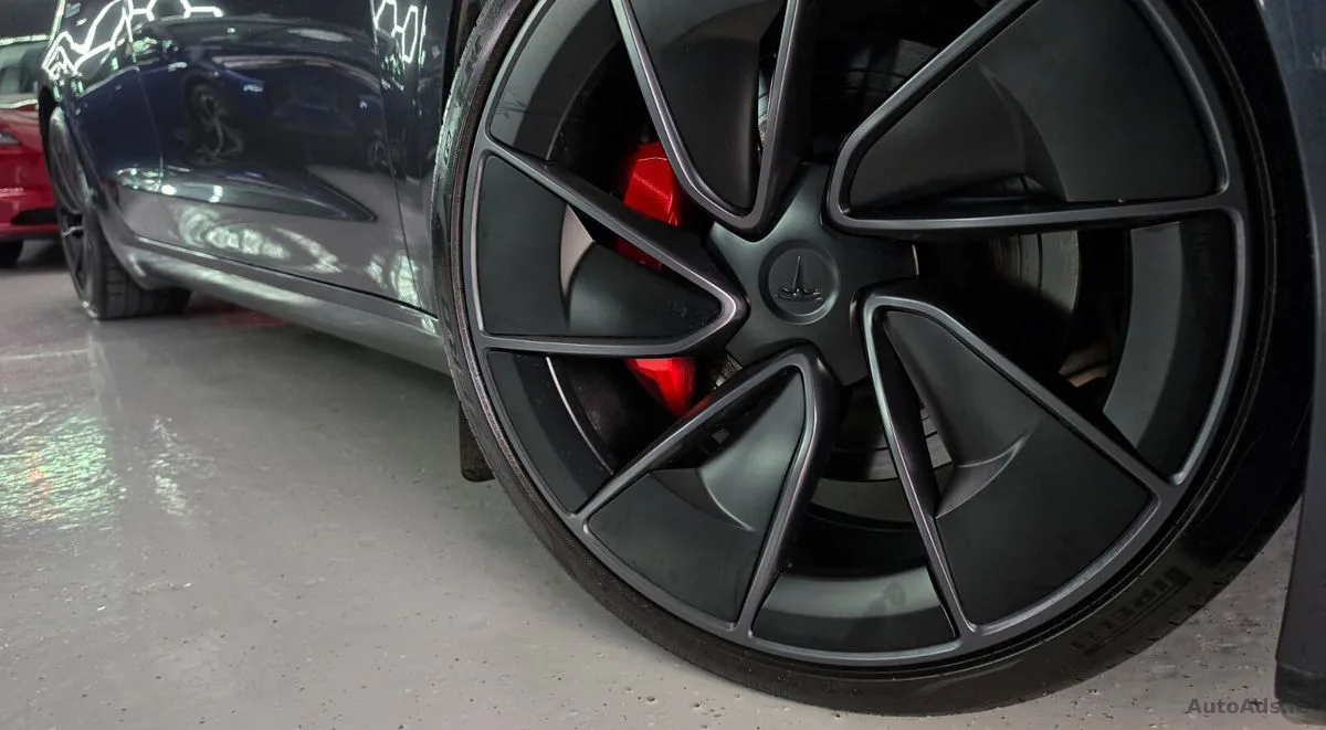 2024 Tesla Model 3 – photo 4