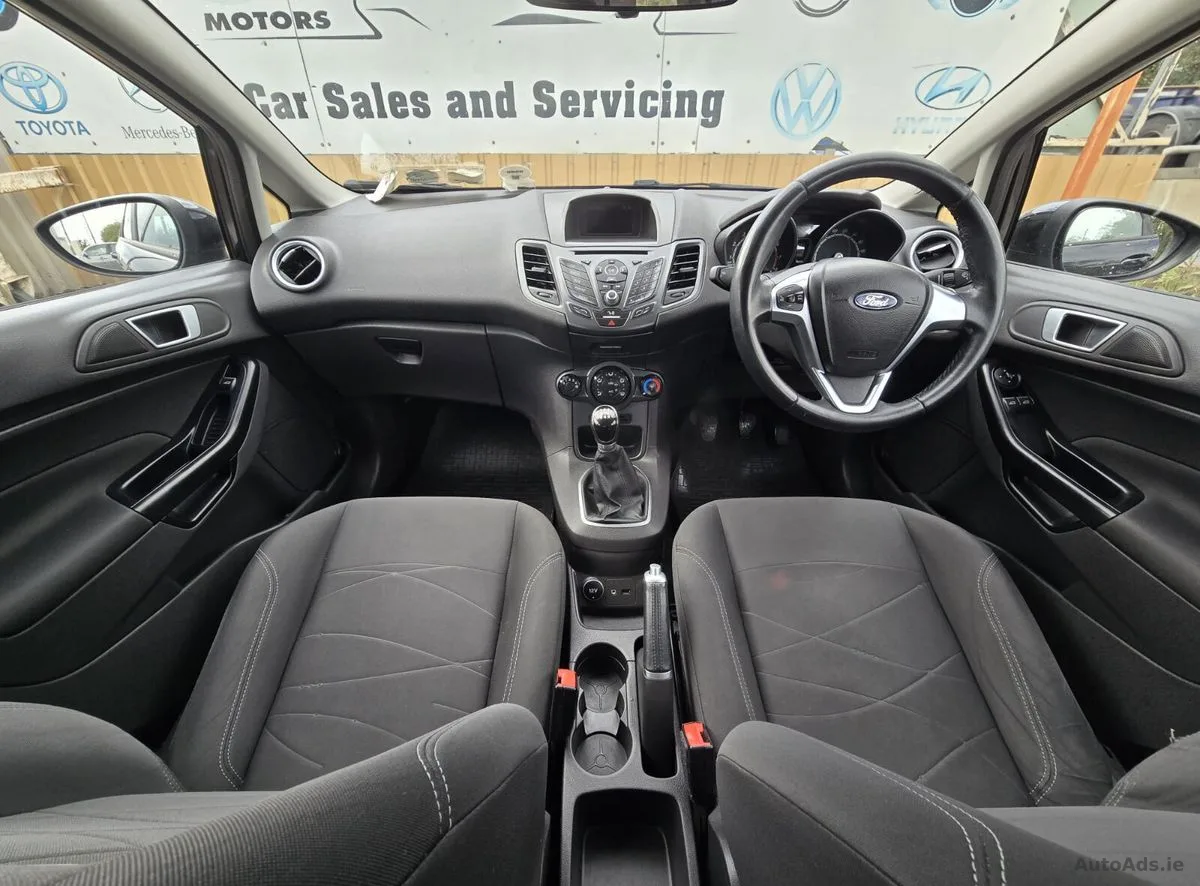 2016 Ford Fiesta – photo 20