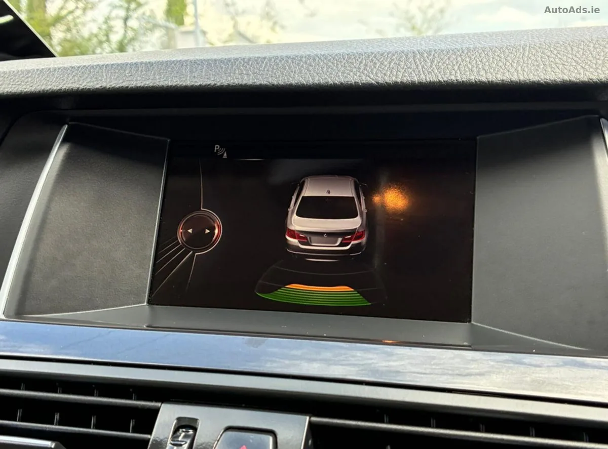 2015 BMW 5-Series – photo 10