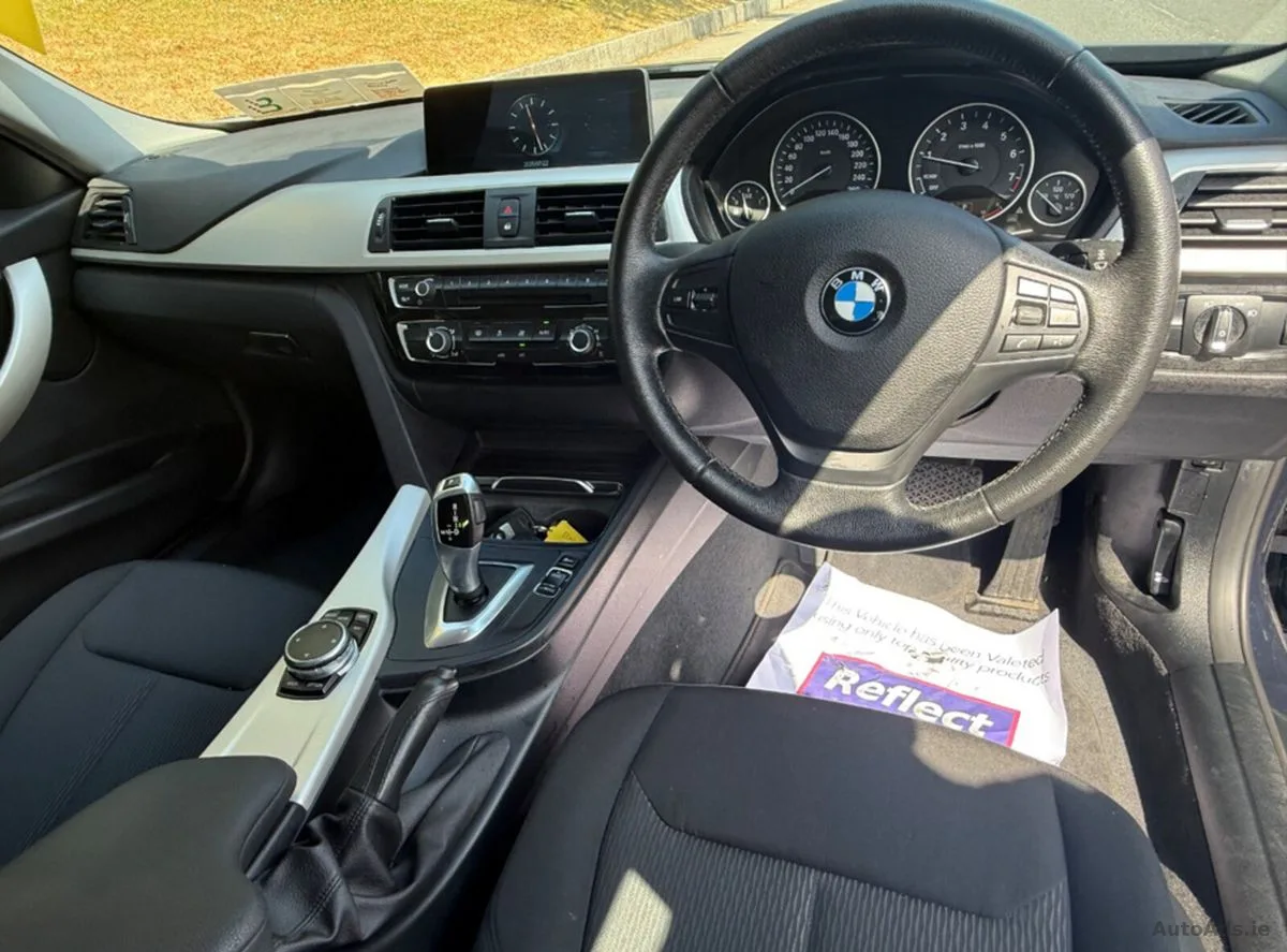 2017 BMW 3-Series – photo 11